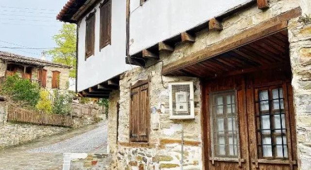 House 1907, Book Vacation Home Nikiti 