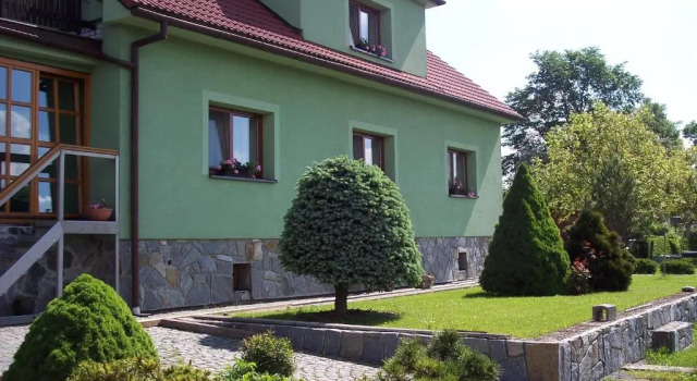 Apartmán Vysocina, Rezerwuj Hotel Hotele w Central Bohemia z parkingiem, Parking