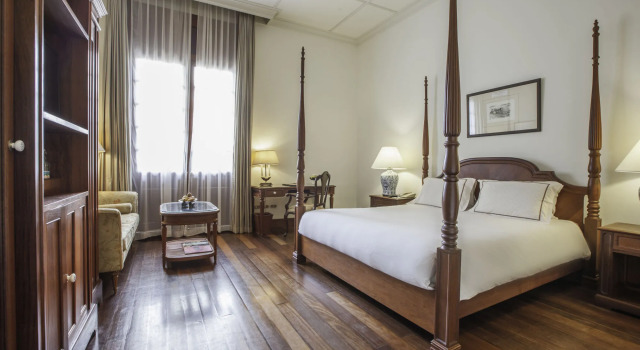 Settha Palace Hotel