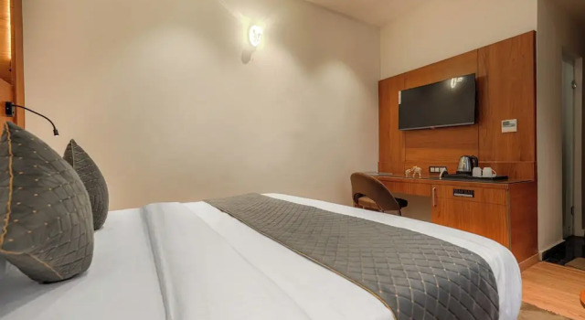 Номер Superior Hotel Aurelia Inn Near Airport Road-Amity University Sector 82 Mohali Chandigarh