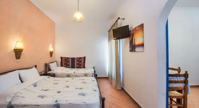 Трёхместный номер Standard Villa Eleftheria