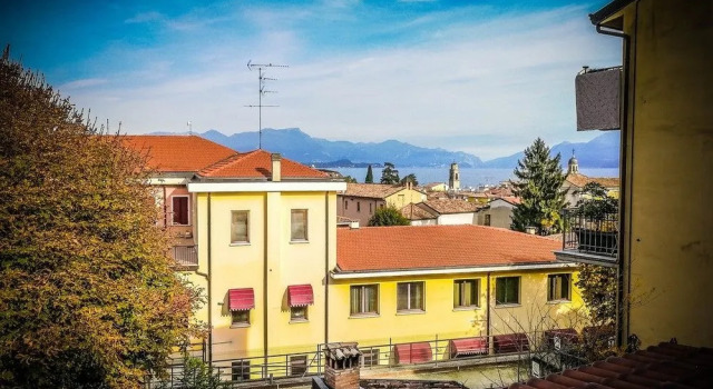 Typical Garda House Lake View, Забронировать Отель Дезенцано-дель-Гарда озеро Гарда
