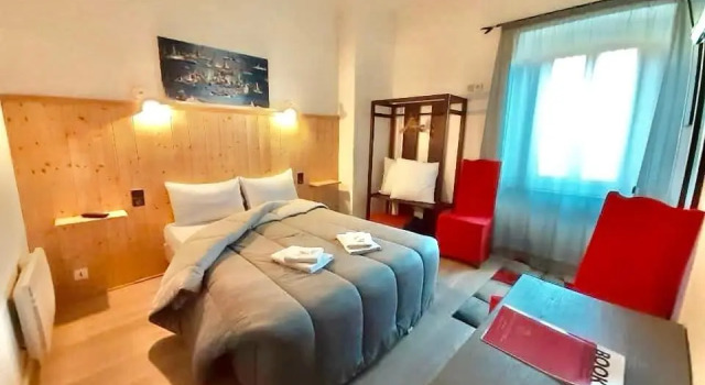 Двухместный номер Standard Hotel Bayle