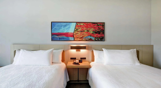Четырёхместный номер Standard Hilton Garden Inn Biloxi
