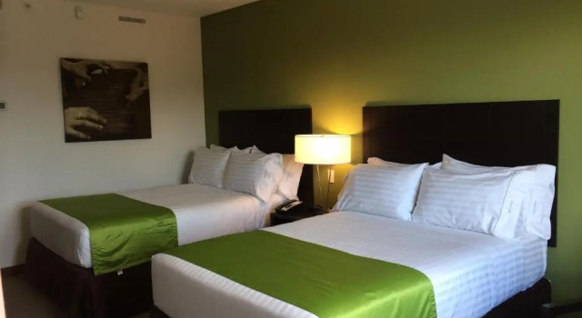 Четырёхместный номер Standard Holiday Inn Express Managua by IHG