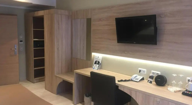 Трёхместный номер Comfort Hotel-Restaurant Barbarossahof