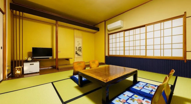 Kotobukiya Ryokan, Prenota Affittacamere Hotel a Kyushu con parcheggio, Parcheggio