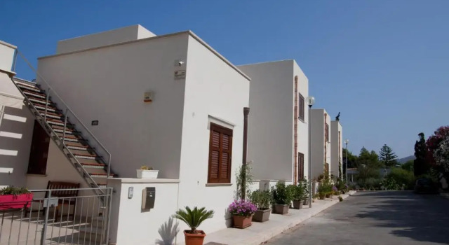 Apartment Avion, Book Apartment Hotels in Sicily with Parking, Parking