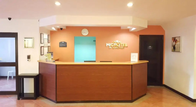 Microtel Inn & Suites By Wyndham Eagle Ridge