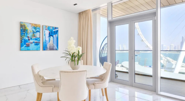 Апартаменты Luxury Stylish 2BR on Bluewaters Island