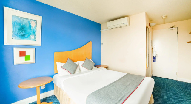 Двухместный номер Standard OYO The Chiltern Hotel
