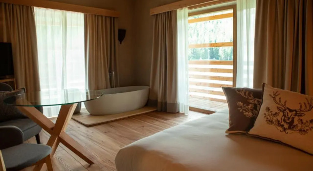 Полулюкс Au Charmant Petit Lac - Ecohotel Parc & Spa