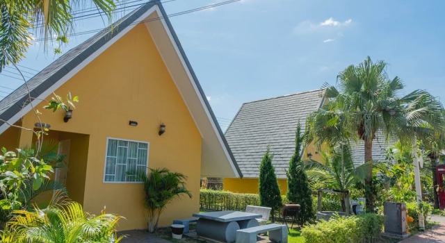 Номер Standard Apinya Resort Bangsarey