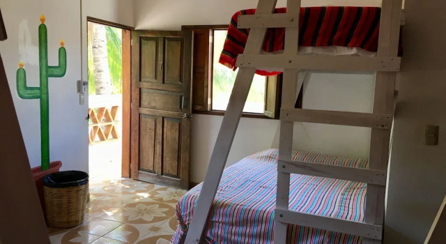 Nomad Beach House - Hostel, Prenota Ostello Ostelli a Puerto Escondido, Ostello