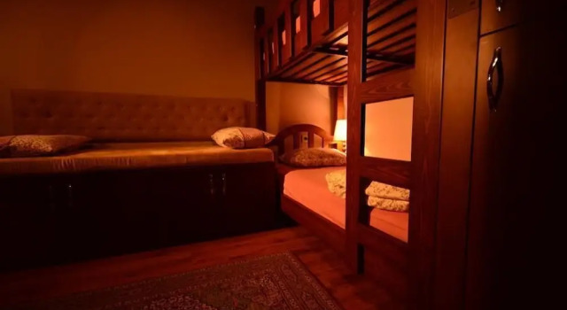Кровать в общем номере (женский номер) Station Hotel 34