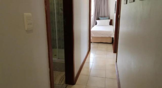 Seagull Road 838, Забронировать Отель Отели Шелли-Бич с парковкой, рядом с Торговый центр South Coast Mall, Парковка