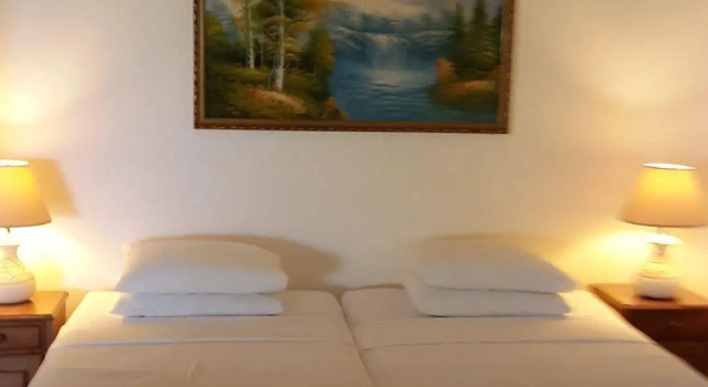 Ade's Domicil, Rezervați Hotel Hoteluri în Tobago cu mic dejun, Mic dejun
