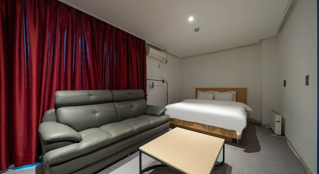 Номер Standard Pacific7 Hotel