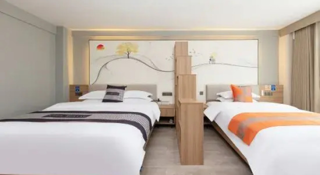 Люкс Zhaotong Yunju Hotel (Xinggeng Sinology Culture Park and Hejing Square Branch)