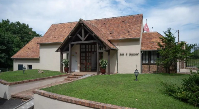 Номер Superior Domaine et Golf de Vaugouard - La Maison Younan