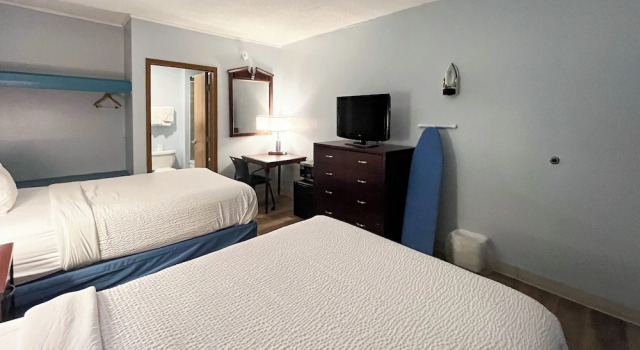 Четырёхместный номер Deluxe Studio 6 Suites - Tiffin, OH