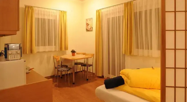Apart Handle, Rezerwuj Hotel Hotele w Tyrol z parkingiem, Parking