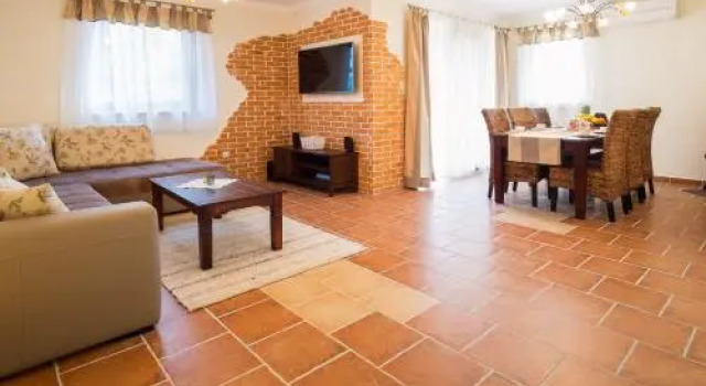Villa Dedic, Varaa Villa Hotellit Kvarner Islands uima-altaalla, Uima-allas