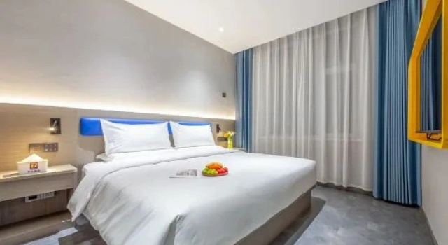 Люкс 7Days Inn Hotel