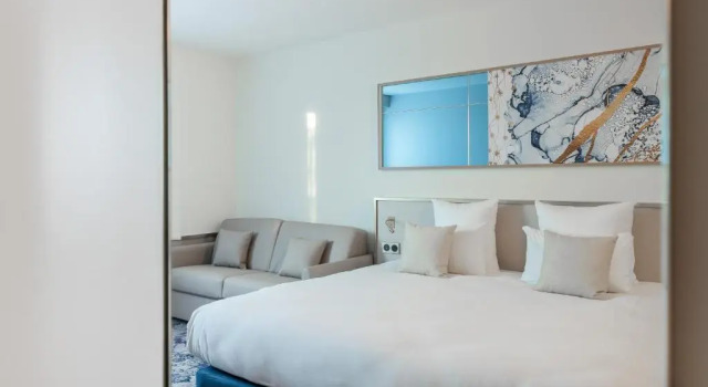 Четырёхместный номер Privilege Brit Hotel Orléans St Jean de Braye - LAntarès