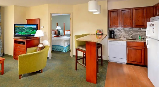 Двухместный люкс c 1 комнатой Staybridge Suites Raleigh-Durham Airport-Morrisville by IHG