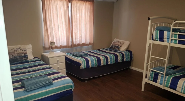 Kalbarri Sunset Villa, Забронировать Вилла Отели Калбарри 3 звезды, рядом с Kalbarri Family Entertainment Centre, 3*