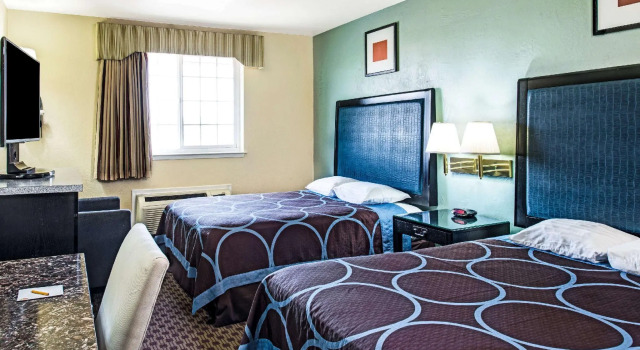Четырёхместный номер Standard Super 8 by Wyndham Sacramento/Florin Rd