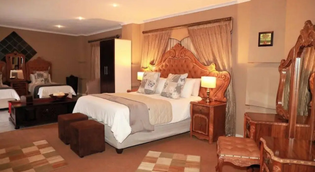 Четырёхместный номер Standard Big "5" Guesthouse