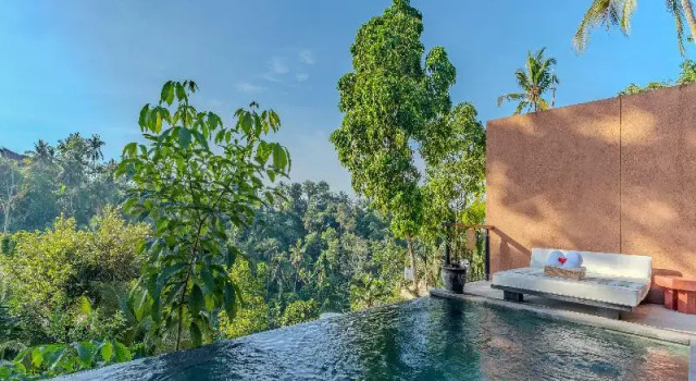 Вилла с балконом и с красивым видом из окна Amora Ubud Boutique Villas