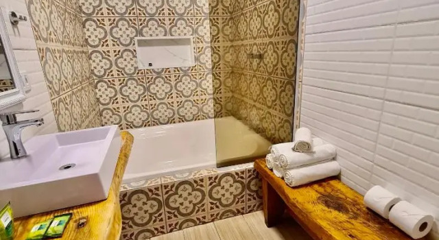 Люкс Deluxe Villa Vintage Campos - Piscina e opções de suites com hidromassagem