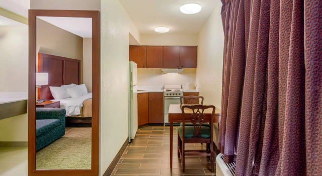 Quality Inn & Suites Olde Town