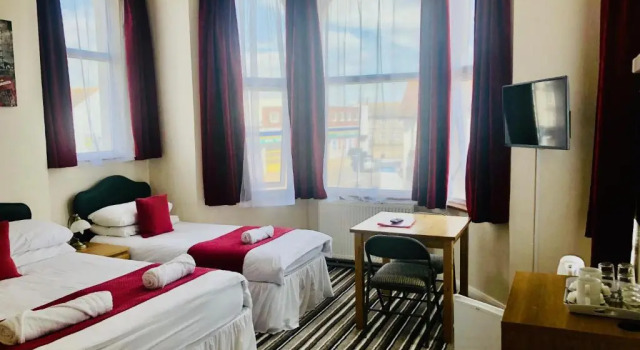 Четырёхместный номер Standard The Grosvenor