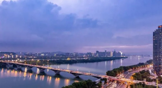 Changsha Exotic Royal Hotel, Reserva ahora Hotel Changsha Hunan, cerca de Fire Palace