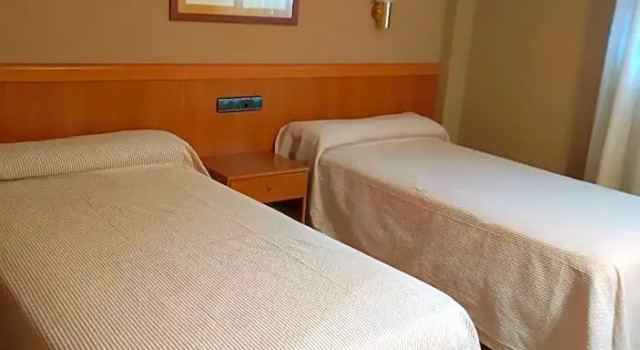 Hotel Área Suco, Book Hotel Quintana del Puente 