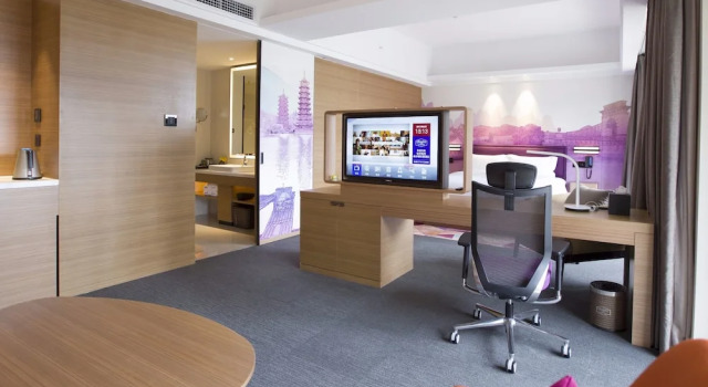 Люкс Hampton by Hilton Guilin Lingui