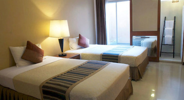 Piman Garden Boutique Hotel, Varaa Boutique-hotelli Hotellit North-Eastern Thailand pysäköinnillä, Pysäköinti