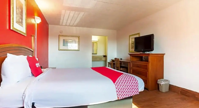 Люкс Oyo Hotel Baltimore Hwy 40