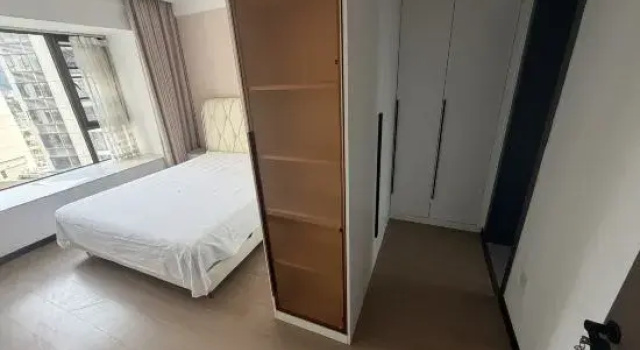 Люкс Deluxe Guiyang Yuzhicheng Homestay (Guiqian International General Hospital)