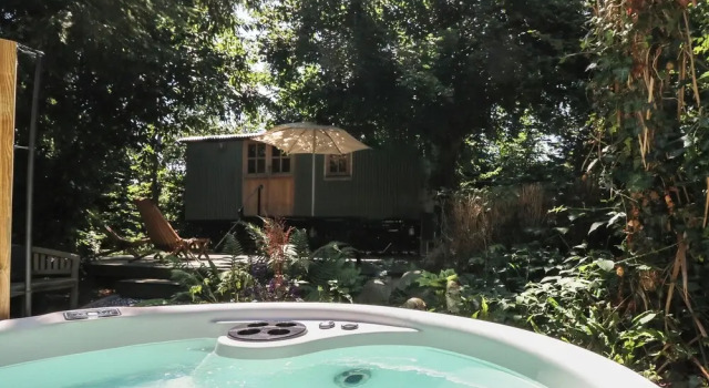 The Happy Hut, Varaa Lomakoti Mökit kohteessa Merseyside, Mökki