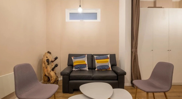 FM Deluxe 1-BDR Apartment - Solunska street, Забронировать Апартаменты/квартира Апартаменты Софии, рядом с Королевский дворец, Апартаменты/квартира