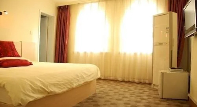 Yijia Express Hotel, Забронировать Отель Xigang District Далянь, рядом с Dalian Jinhua Japanese Cultural Street