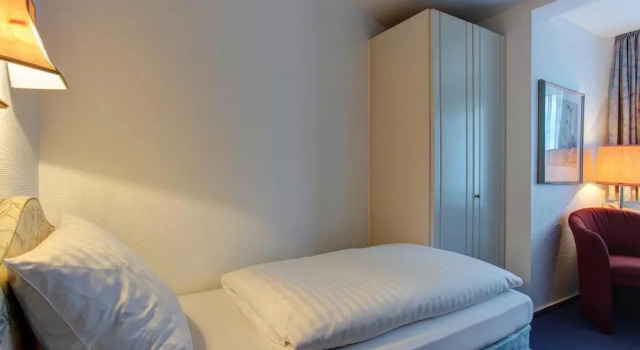 Одноместный номер Standard Centro Hotel Arde Köln City, Trademark Collection by Wyndham