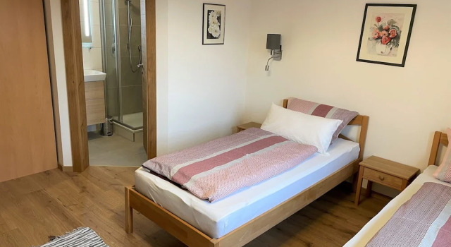 Bernhardhof Pension, Reservar Apartamento Otterfing 