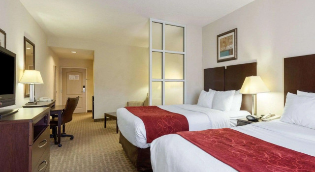 Четырёхместный люкс Comfort Suites Olive Branch - Memphis South