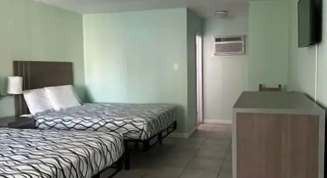 Номер Deluxe Royal Canadian Motel